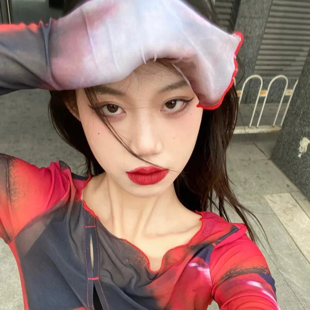 女巨人复仇记 封面
